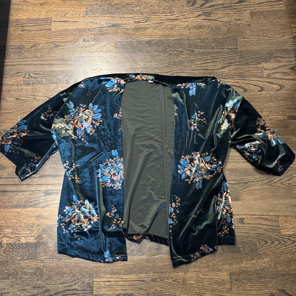 Floral Velvet Kimono Jacket